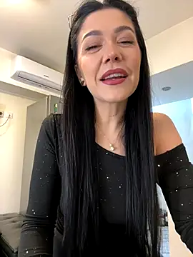 Snapshot of denise_k chatting on 12/16/25, 12:43 denise k online show from 12/16/25, 12:43