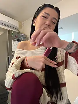 Snapshot of denise_k chatting on 03/01/26, 12:40 denise k online show from 03/01/26, 12:40