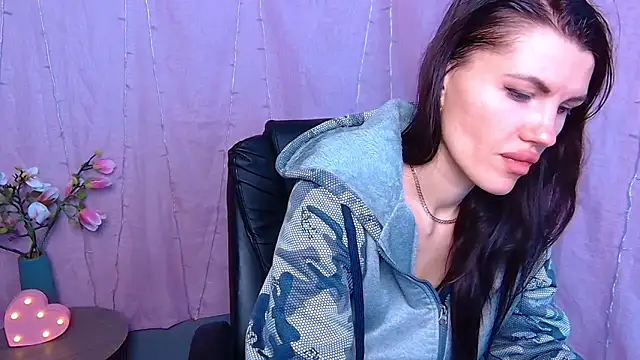 MilaLoona online show from 02/22/26, 07:29