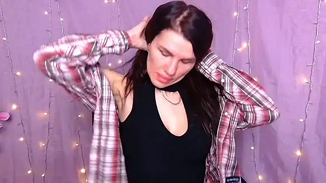 MilaLoona online show from 03/04/26, 07:14