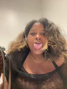 BigFineSelena online show from 04/14/26, 02:56