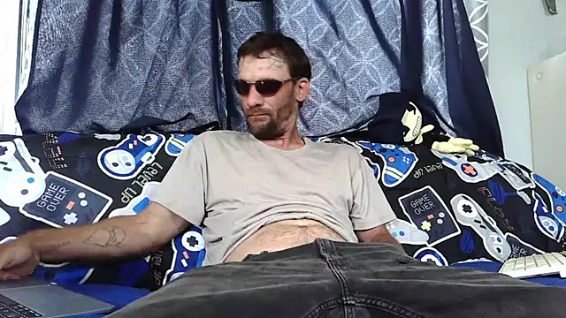 goodick4u28 online show from 04/25/26, 05:32