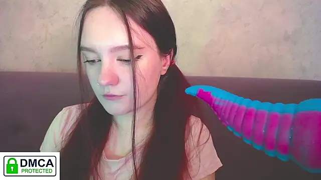 Snapshot of Alyssa___Scarlet chatting on 10/21/25, 08:48 Alyssa Scarlet online show from 10/21/25, 08:48