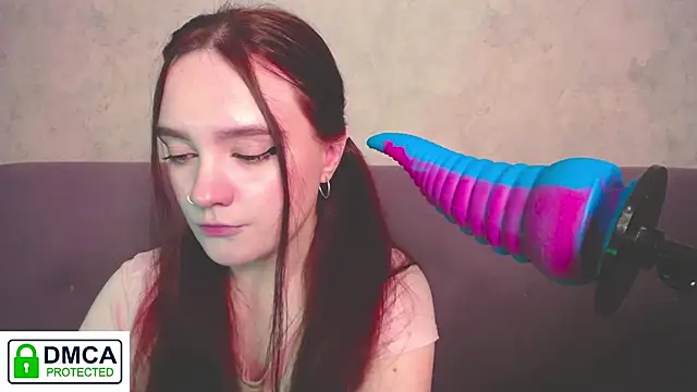 Alyssa   Scarlet online show from 11/19/25, 03:39