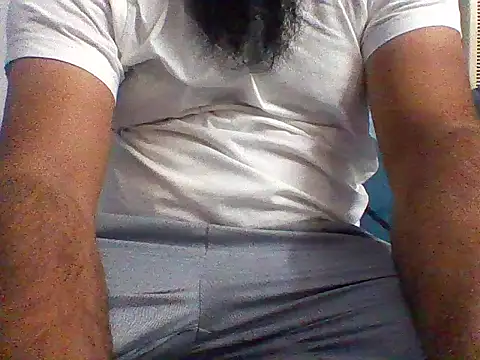 addydaddy579 online show from 12/04/25, 05:32