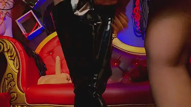 PerlaDivaio online show from 01/20/25, 01:42