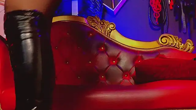 PerlaDivaio online show from 02/11/25, 01:30