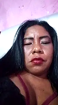 Snapshot of rosmery-navarro chatting on 12/07/24, 05:04 rosmery-navarro online show from 12/07/24, 05:04