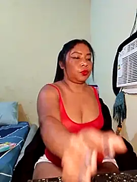 Snapshot of rosmery-navarro chatting on 01/15/26, 06:07 rosmery-navarro online show from 01/15/26, 06:07