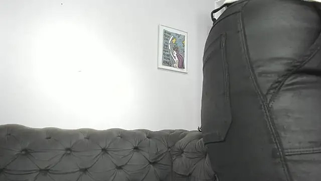 Snapshot of miss_soffi_ chatting on 04/29/26, 12:09 miss soffi online show from 04/29/26, 12:09