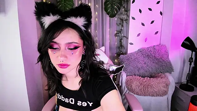 Snapshot of Aquamarinebubble chatting on 03/21/26, 03:44 Aquamarinebubble online show from 03/21/26, 03:44