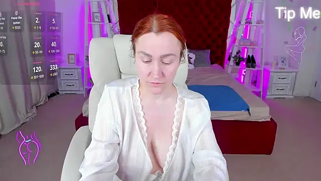 Snapshot of Kamilla_Hot chatting on 07/05/26, 05:20 Kamilla Hot online show from 07/05/26, 05:20