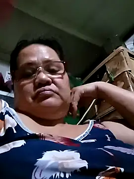 Chubbysweetmom online show from 10/03/25, 12:24