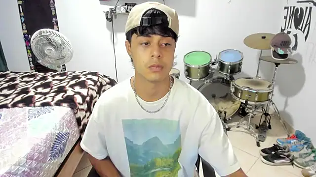 Zack falcon online show from 10/23/25, 03:39