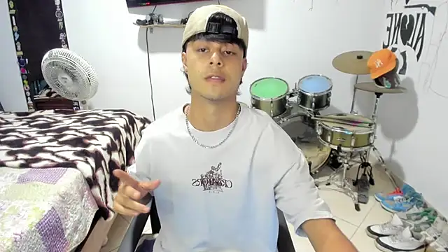 Zack falcon online show from 11/15/25, 02:53