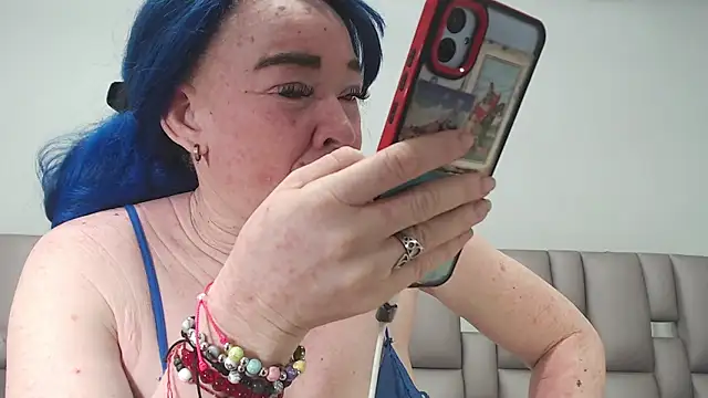 Kittywhiteass online show from 02/04/26, 06:41