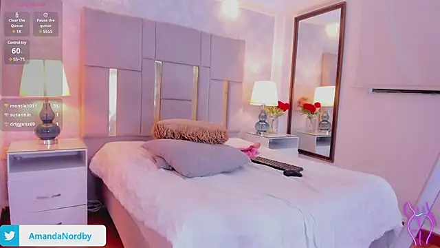 Snapshot of AmandaNordby_ chatting on 01/10/25, 12:59 AmandaNordby online show from 01/10/25, 12:59