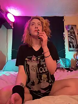 Mallorykoxx69 online show from 05/01/26, 06:29
