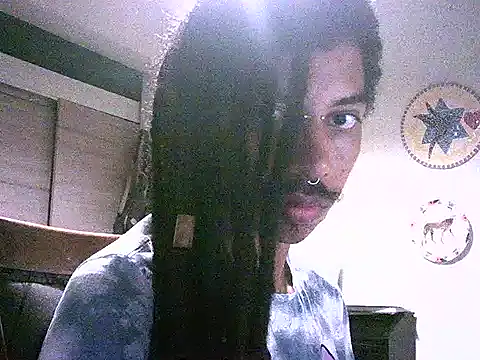 Snapshot of DarkSlim666 chatting on 11/17/25, 10:59 DarkSlim666 online show from 11/17/25, 10:59