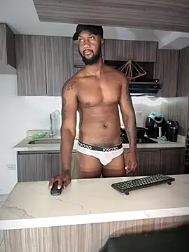 Snapshot of blackdrey18 chatting on 09/23/25, 01:58 blackdrey18 online show from 09/23/25, 01:58