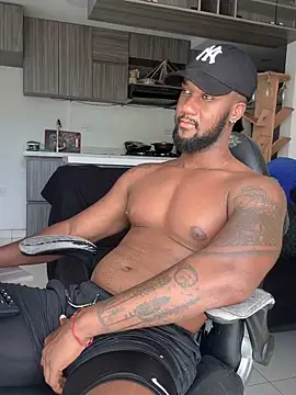 blackdrey18 online show from 10/03/25, 04:37