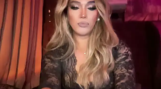 Snapshot of Lo_la_69 chatting on 12/03/24, 09:11 Lo la 69 online show from 12/03/24, 09:11