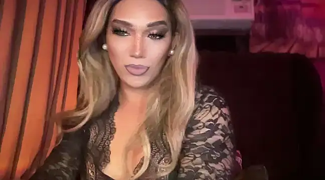 Snapshot of Lo_la_69 chatting on 12/12/24, 09:51 Lo la 69 online show from 12/12/24, 09:51