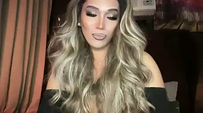 Snapshot of Lo_la_69 chatting on 01/17/25, 08:02 Lo la 69 online show from 01/17/25, 08:02