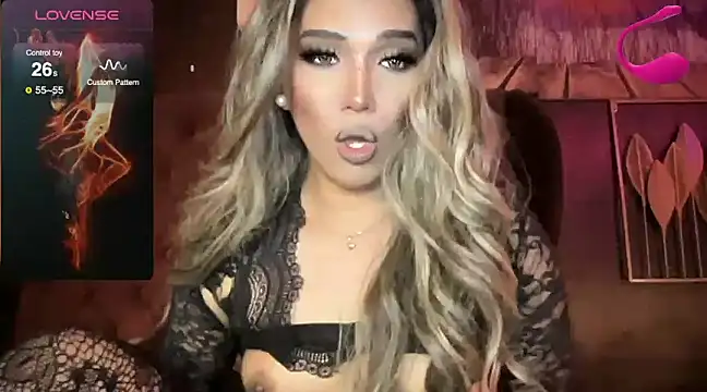 Snapshot of Lo_la_69 chatting on 01/17/25, 11:06 Lo la 69 online show from 01/17/25, 11:06