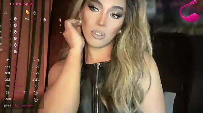 Snapshot of Lo_la_69 chatting on 01/31/25, 07:18 Lo la 69 online show from 01/31/25, 07:18