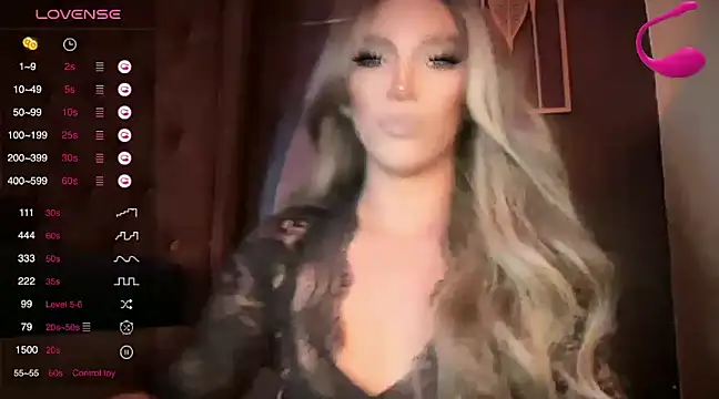 Snapshot of Lo_la_69 chatting on 02/02/25, 09:34 Lo la 69 online show from 02/02/25, 09:34