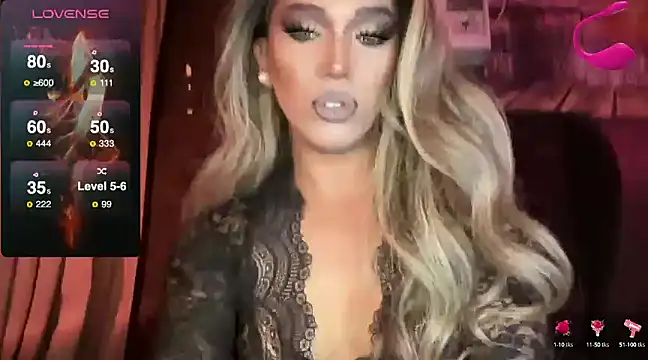 Snapshot of Lo_la_69 chatting on 02/06/25, 07:45 Lo la 69 online show from 02/06/25, 07:45