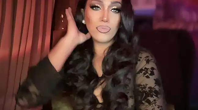 Snapshot of Lo_la_69 chatting on 02/15/25, 10:22 Lo la 69 online show from 02/15/25, 10:22