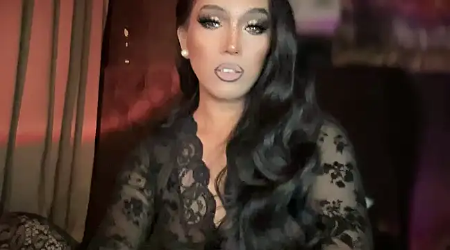 Snapshot of Lo_la_69 chatting on 03/21/25, 06:16 Lo la 69 online show from 03/21/25, 06:16