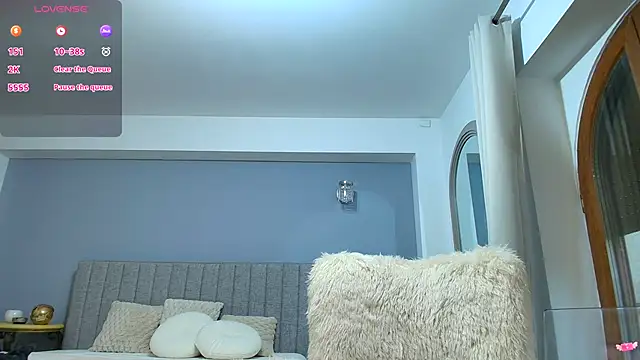 Anna Lewis online show from 10/09/25, 06:33