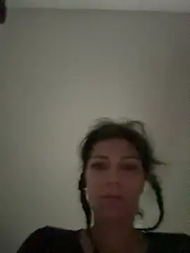 Anna Lewis online show from 07/10/26, 07:45