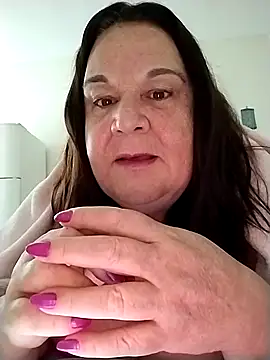 Yaya Mineira online show from 10/05/25, 10:24