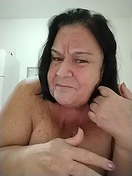 Snapshot of Yaya_Mineira chatting on 04/04/26, 03:27 Yaya Mineira online show from 04/04/26, 03:27