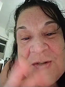 Yaya Mineira online show from 05/15/26, 10:50