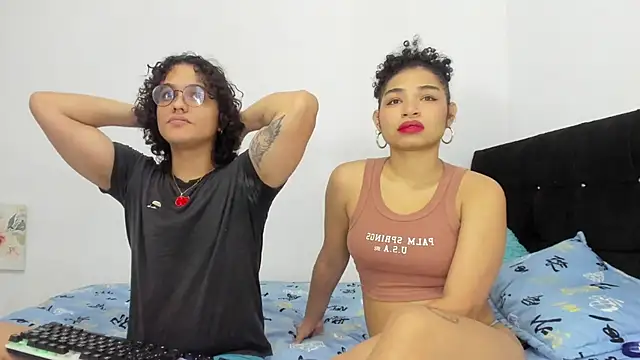 Snapshot of Kami_chigiri21 chatting on 12/04/25, 12:31 Kami chigiri21 online show from 12/04/25, 12:31