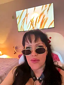 Lolaley2 online show from 11/23/25, 07:41