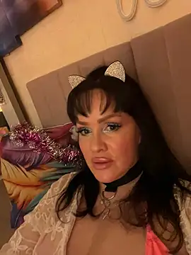 Lolaley2 online show from 02/06/26, 04:10