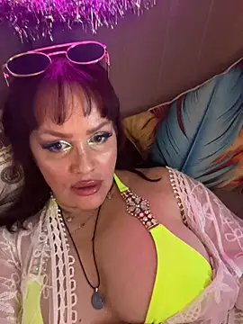 Snapshot of Lolaley2 chatting on 03/14/26, 02:44 Lolaley2 online show from 03/14/26, 02:44