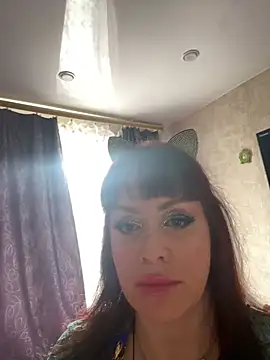 Snapshot of Lolaley2 chatting on 04/12/26, 07:24 Lolaley2 online show from 04/12/26, 07:24