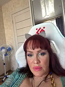 Snapshot of Lolaley2 chatting on 04/22/26, 11:23 Lolaley2 online show from 04/22/26, 11:23