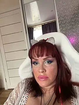 Snapshot of Lolaley2 chatting on 04/23/26, 10:03 Lolaley2 online show from 04/23/26, 10:03