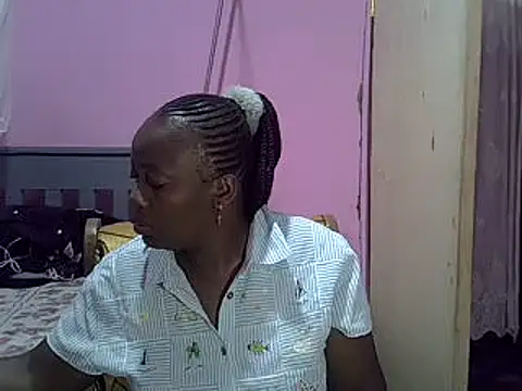 Snapshot of Ebonyceline chatting on 02/27/25, 03:47 Ebonyceline online show from 02/27/25, 03:47