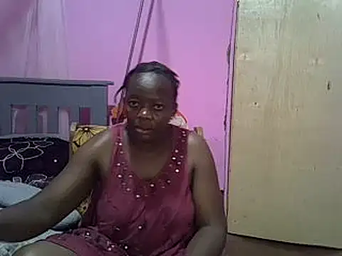Snapshot of Ebonyceline chatting on 03/08/25, 04:34 Ebonyceline online show from 03/08/25, 04:34