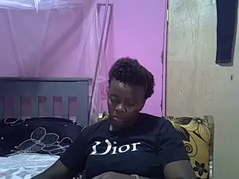 Snapshot of Ebonyceline chatting on 03/13/25, 05:28 Ebonyceline online show from 03/13/25, 05:28