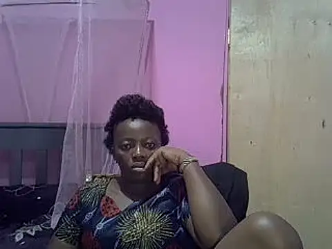 Snapshot of Ebonyceline chatting on 03/16/25, 07:38 Ebonyceline online show from 03/16/25, 07:38